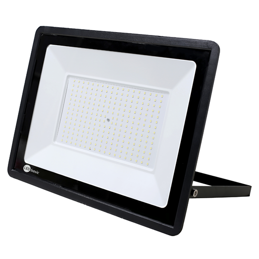 Whitehouse Lighting And Electrical LED Basic 200W-13000Lm Outdoor Floodlight  LED Basic