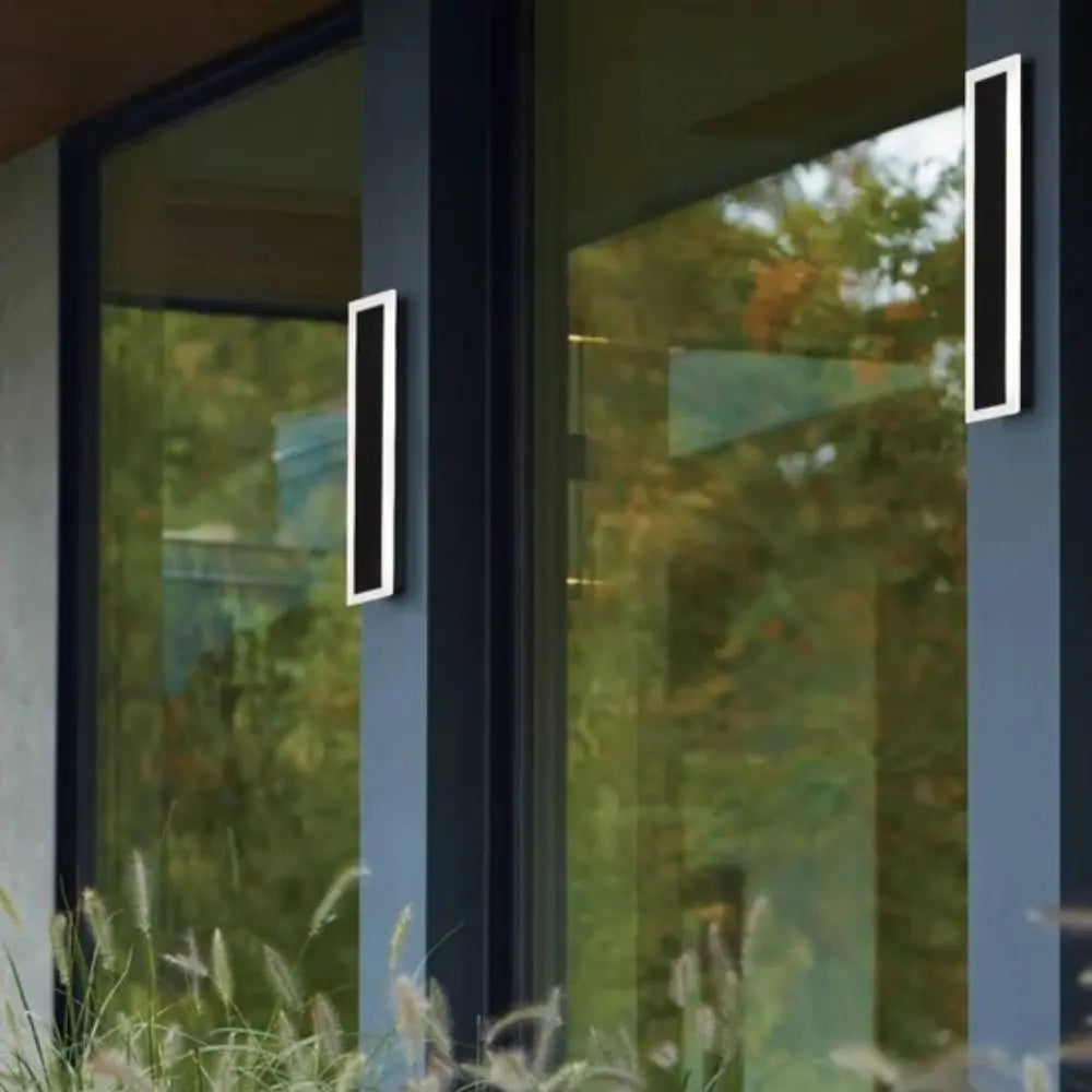 Brightstar L548 Black LED Wall Bracket - Whitehouse Lighting And Electrical